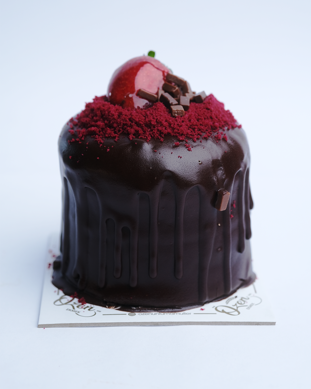 Çikolatalı Adet Pasta